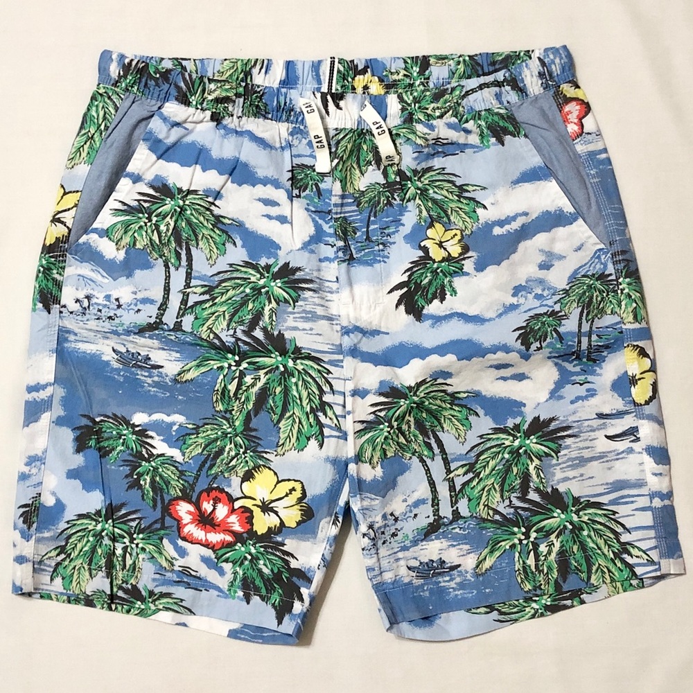 Gap Men’s Tropical Hawaiian Pattern 9” Shorts with Elastic Drawstring Waist - L